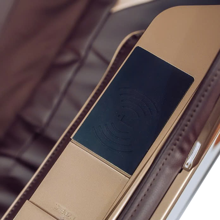 Ghế massage toàn thân OKACHI JP-I68/V7 cao cấp