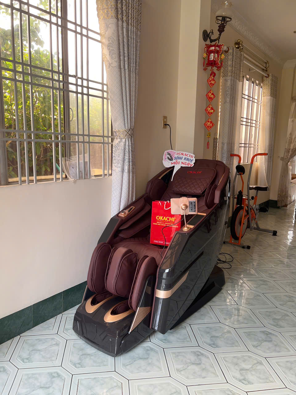 Thiết kế đẹp, đặt trong phòng khách rất sang